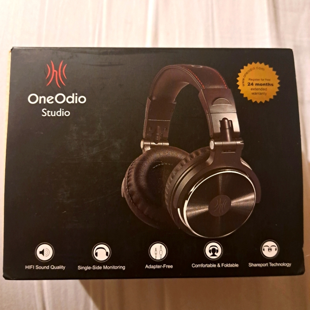 OneOdio Studio Headphones - Black and Silver